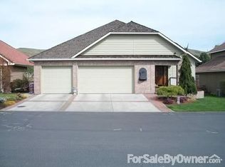 2003 Lakeview Dr, Yakima, WA 98902