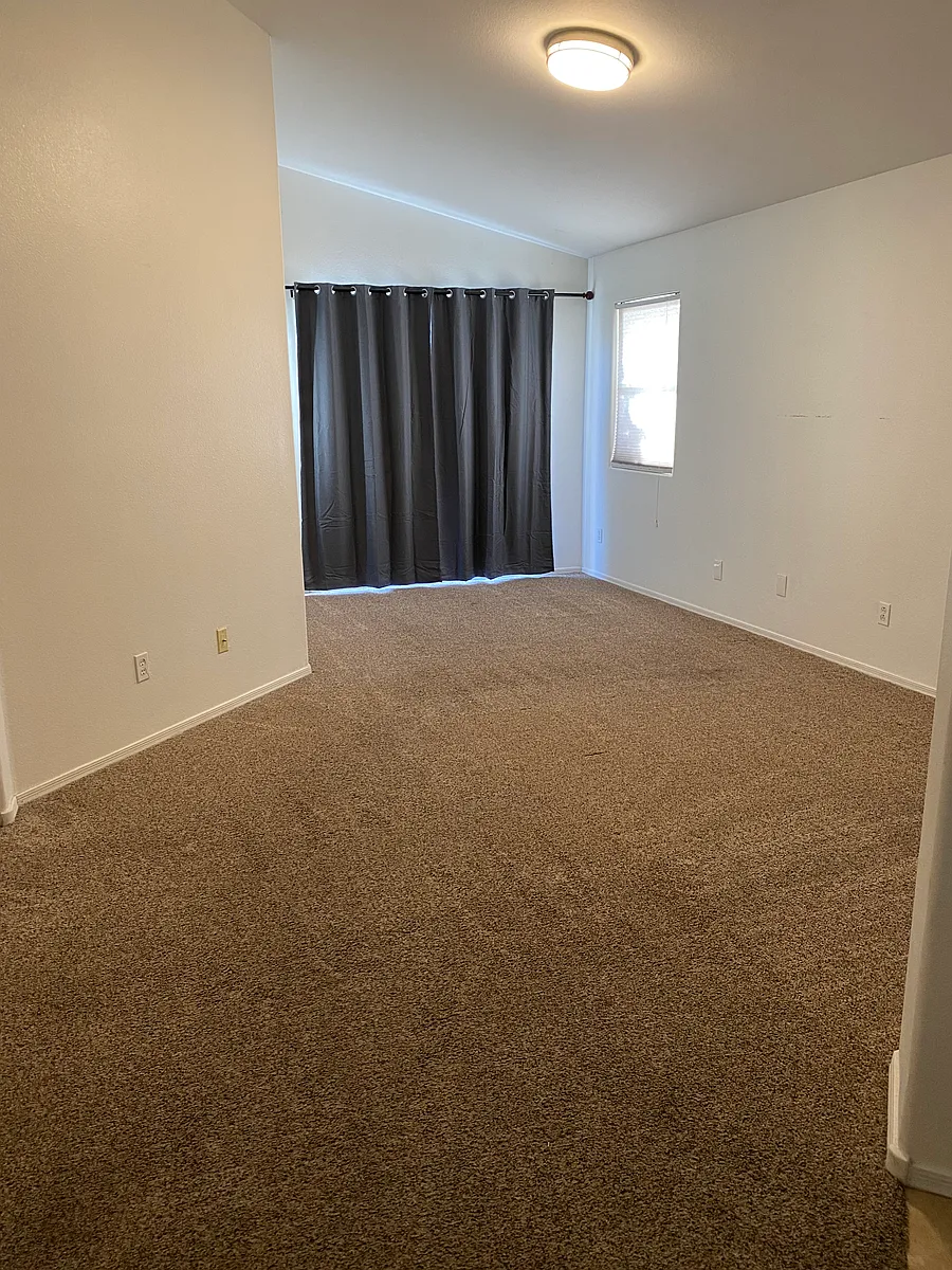 Building Photo - 4123 E Coolbrook Ave