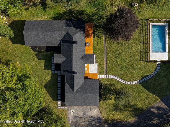 2nd image of 119 Mount Laurel Road