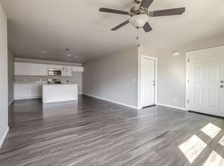 1102 Ashton Ln, Yukon, OK 73099