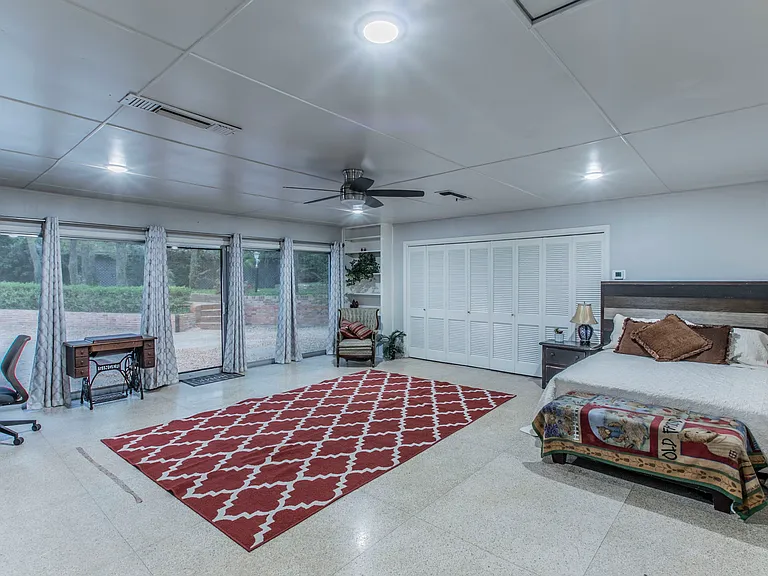 2518 Marlandwood Rd — Photo 29