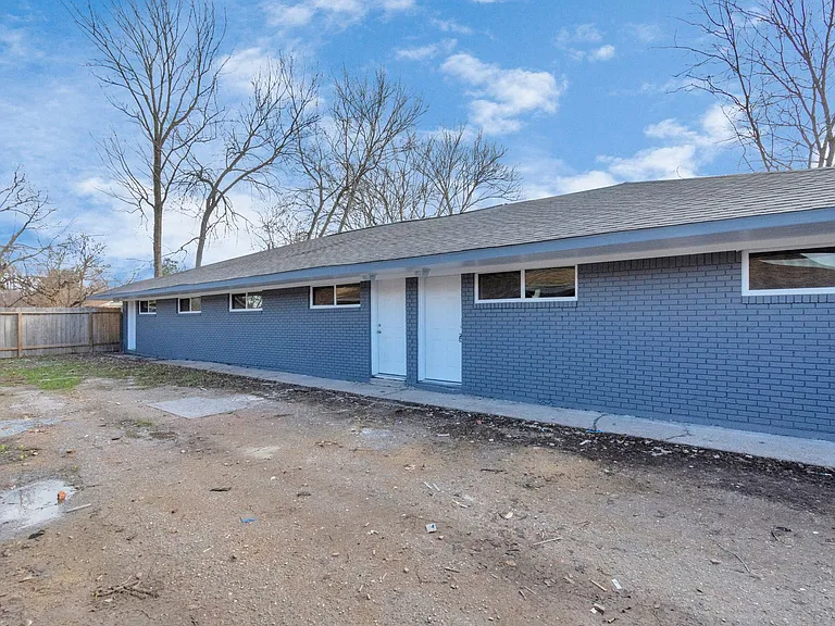 3655 Seabrook St #4 — Photo 30