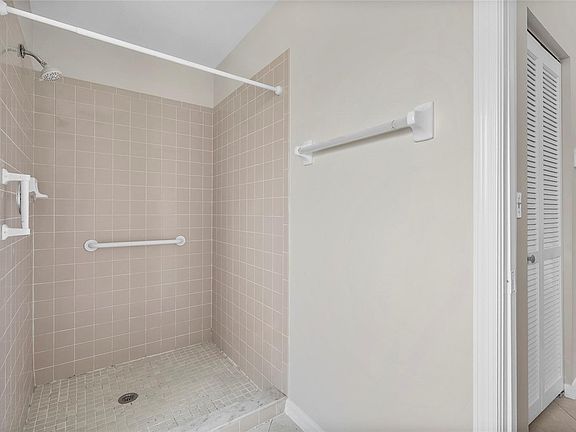 4th image of 7710 33rd Ln E