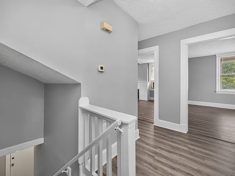 1x1 Entry Way 1x1 Entry Way