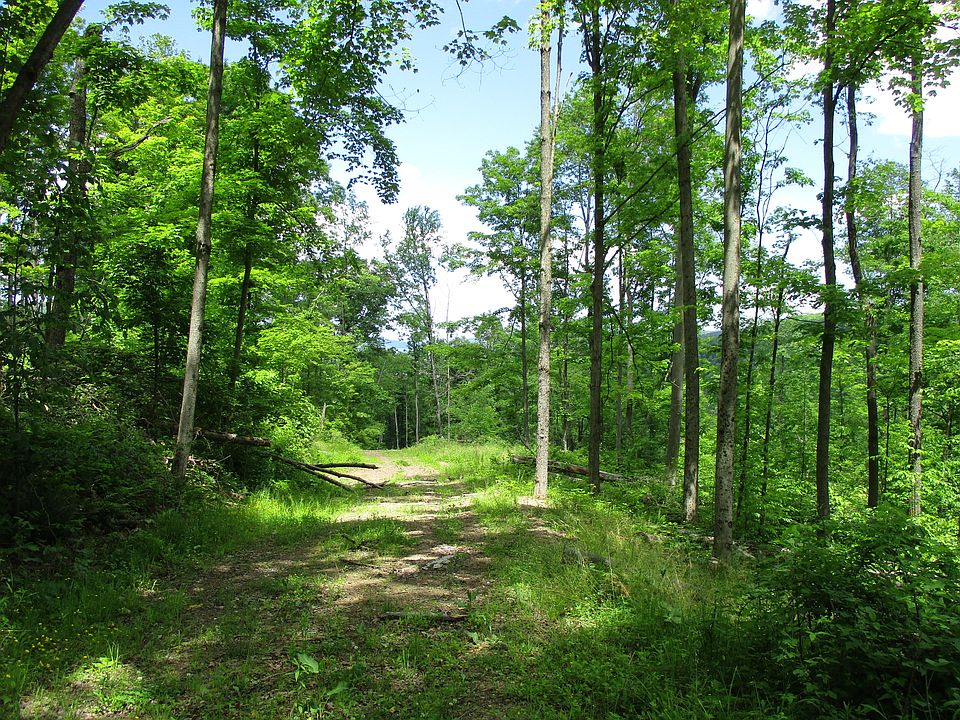1st image of Prosser Ln