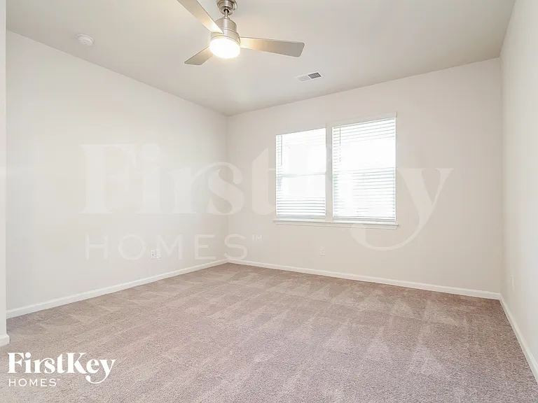 462 Yoshino Cherry Dr — Photo 8