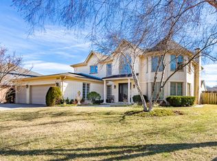 3339 Springdale Ave, Glenview, IL 60025