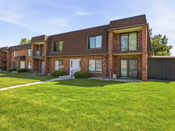 5712 Golden Ct NE APT 59, Cedar Rapids, IA 52402