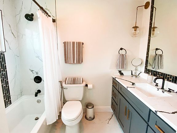 5th image of 1147 Asturia Way S