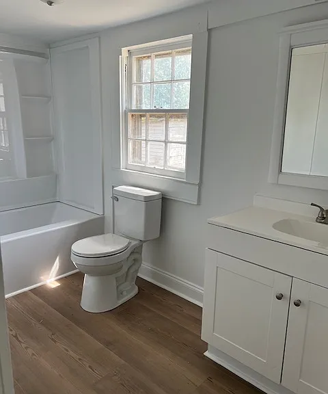 312 E Lowrance Ave — Photo 6