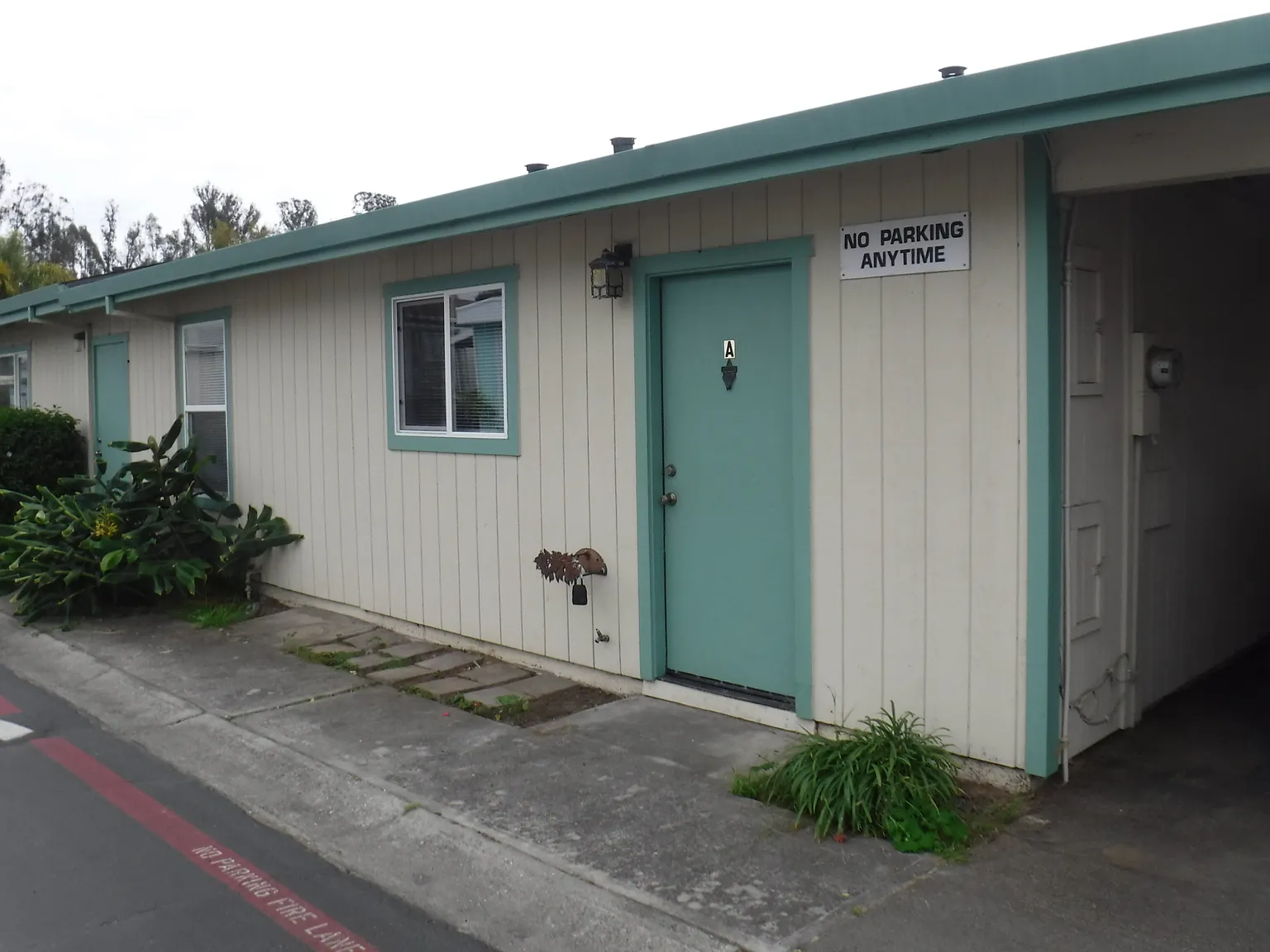 2 bed, $2,850 — Photo 2