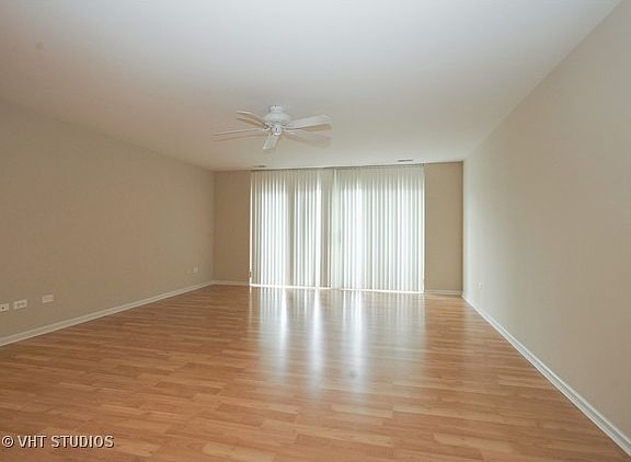 2nd image of 17 E Hattendorf Ave Unit 206