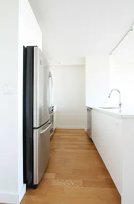 Rented by Compass | media 9