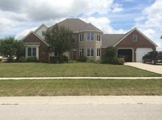 539 Quail East Dr, Oregon, OH 43616