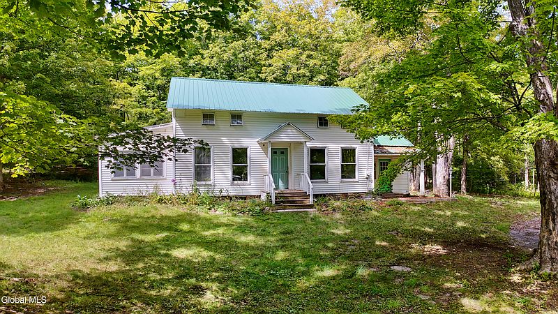 3rd image of 200 Davis Mt Road