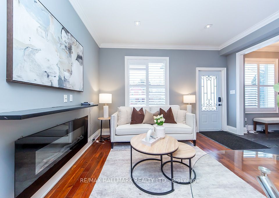 1st image of 226 Ritson Rd S