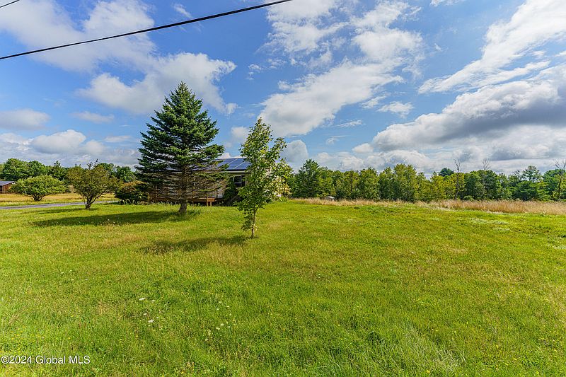 3rd image of 393 County Route 402
