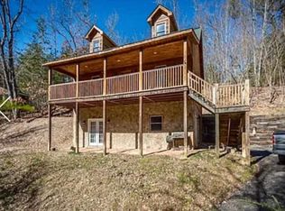 1513 Silver Poplar Ln, Sevierville, TN 37876