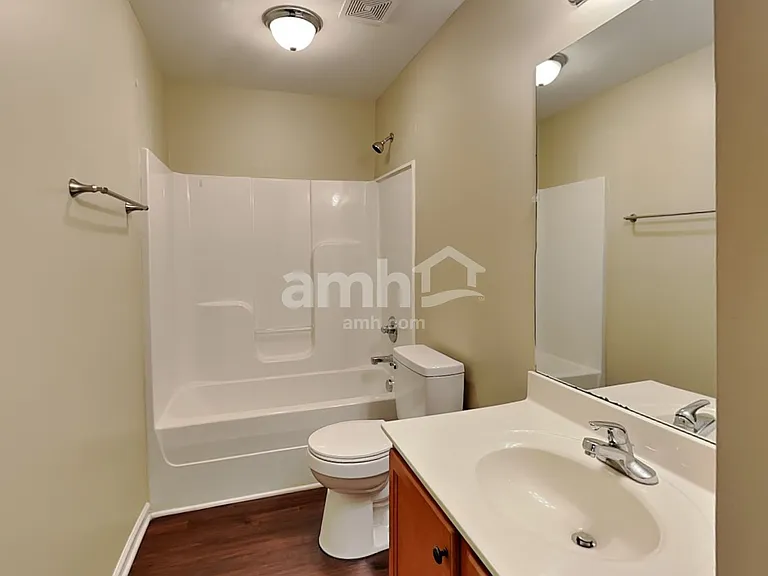 2716 Leesa Ann Ln — Photo 15
