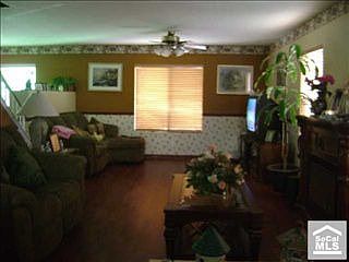 2nd image of 11340 Elm Ave