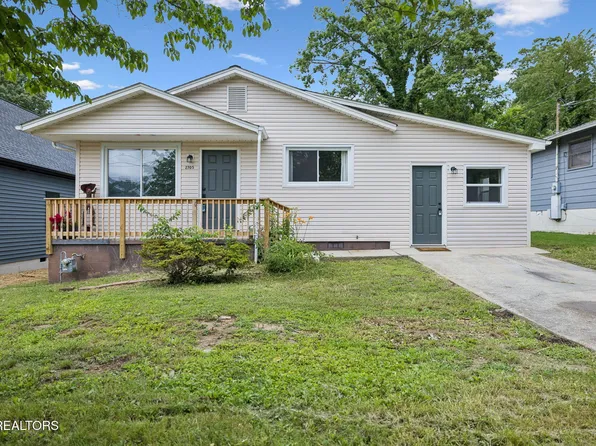 2705 Spencer St, Knoxville, TN 37917
