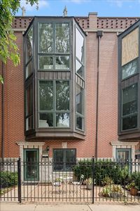 2009 N Hoyne Ave, Chicago, IL, 60647