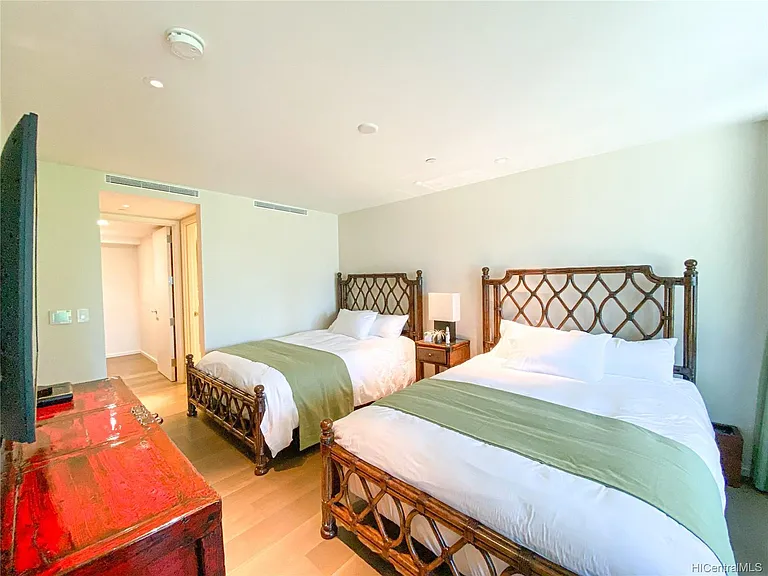 1388 Ala Moana Blvd #1305 — Photo 12