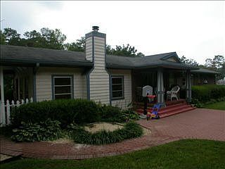 3rd image of 1503 Lakeshore Cir