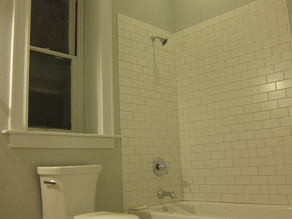 5th image of 4059A Shenandoah Ave #2