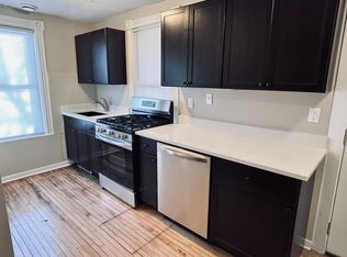 686 Juno Ave, Saint Paul, MN 55102