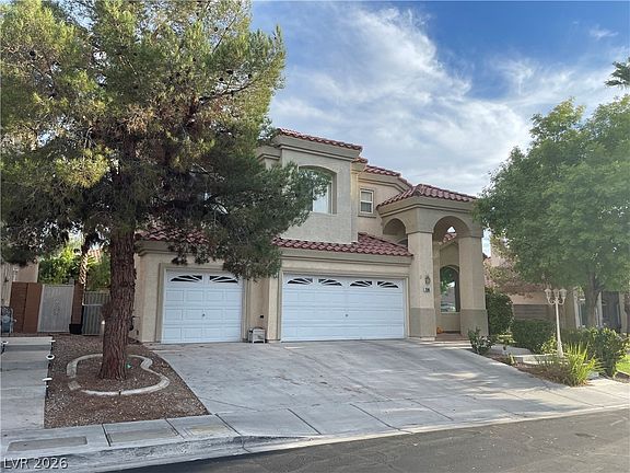 2nd image of 2596 Mizzoni Cir