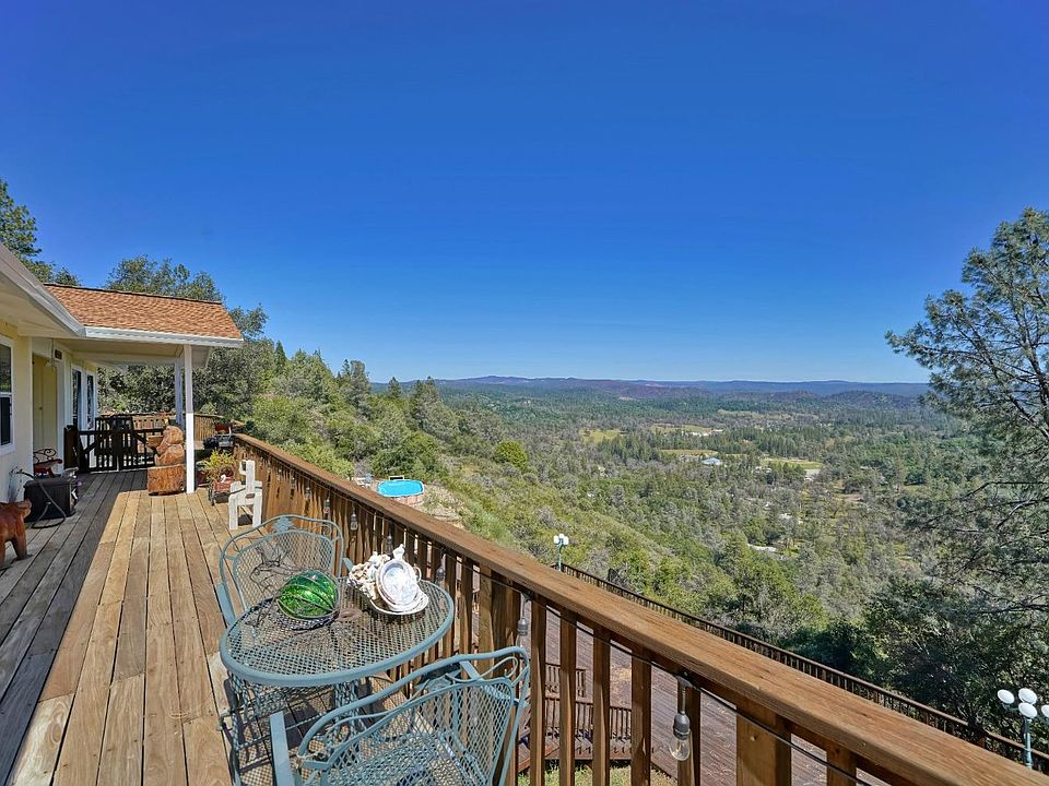 1st image of 3881 Thorson Dr