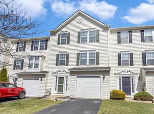 24 Bayberry Ln, Pottstown, PA 19465