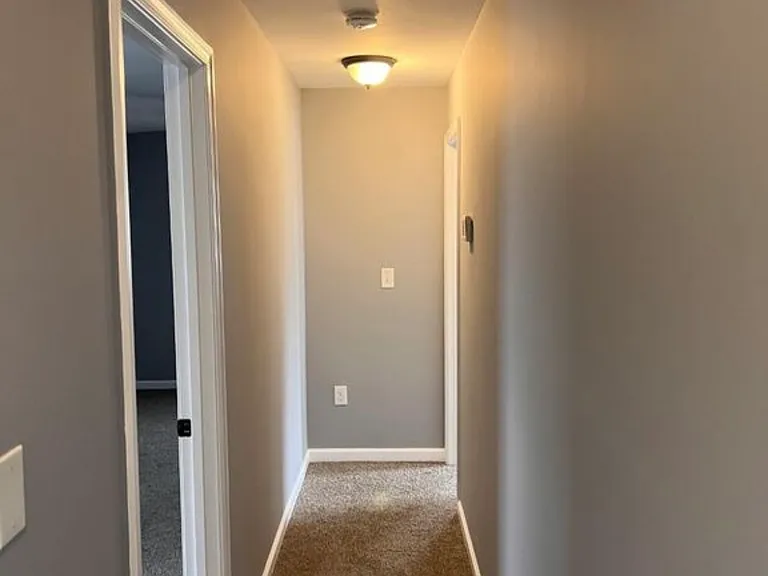 9304 Mount Vernon Way #C — Photo 5
