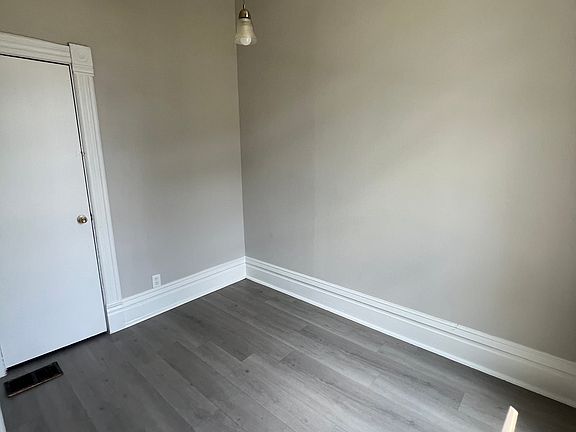 5th image of 5648 S Wabash Ave #2
