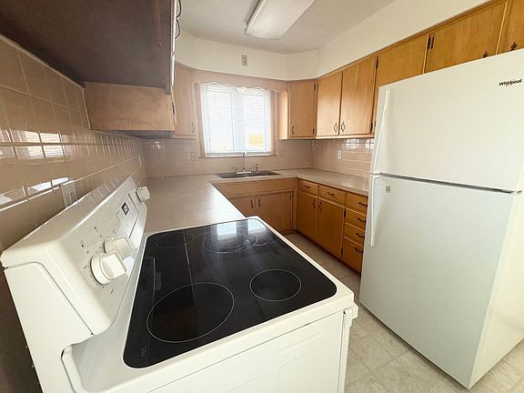 3rd image of 2801 Grandview Dr #500