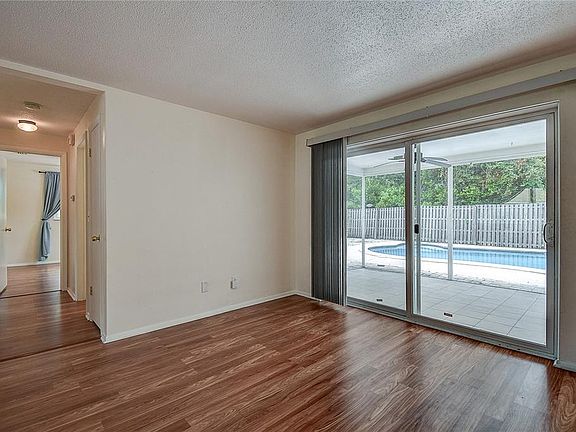 5th image of 2138 Poinciana Ter