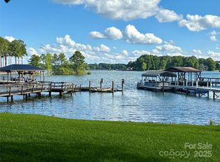 8448 Normandy Rd, Denver, NC 28037