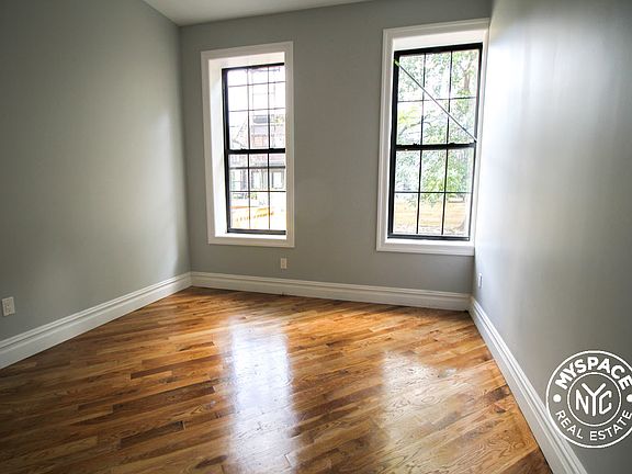 5th image of 1100 Jefferson Ave #1STFLOOR