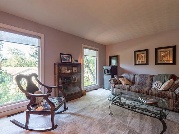 5th image of 2834 N Blue Slopes Dr