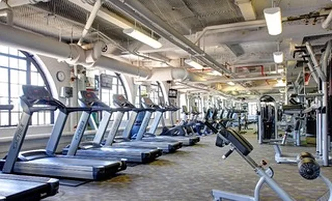Rented by E Realty International Corp | media 9
