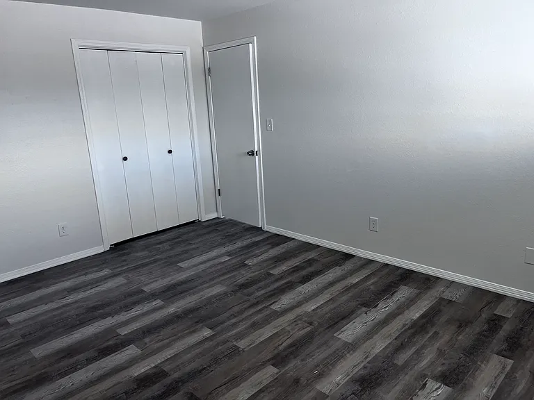 18237 W 3rd Ave #2 — Photo 9