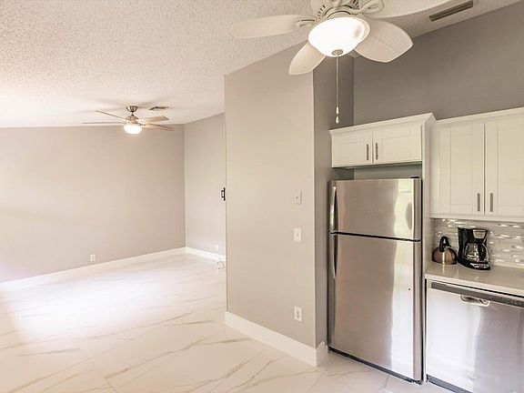 3rd image of 1786 SW 22nd St APT 2