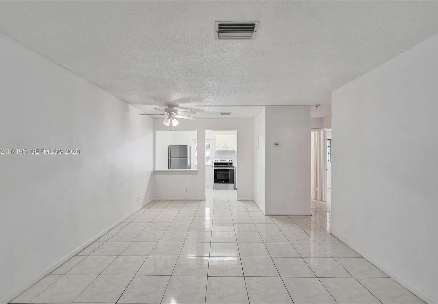 Coral Springs Lakes — Photo 4