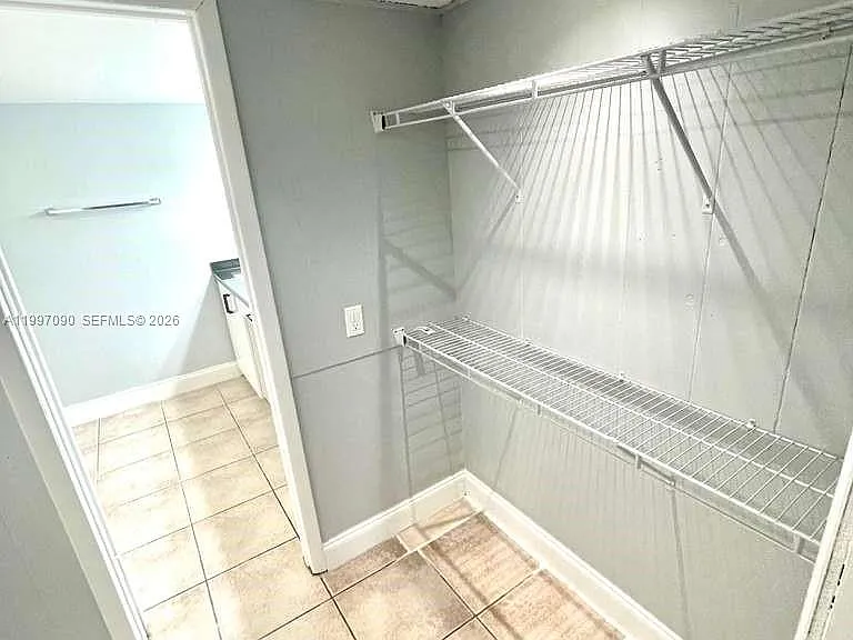 400 NE 18th Ave #206 — Photo 2