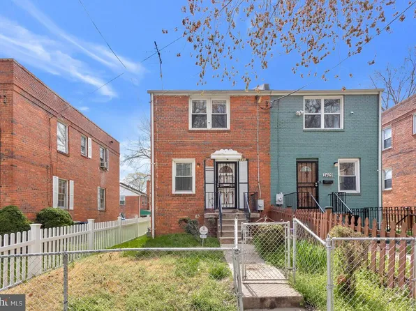 2411 Savannah St SE, Washington, DC 20020