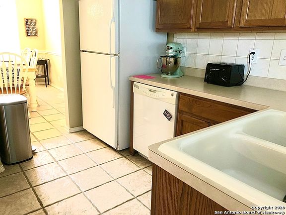 4th image of 6030 Woodway Pl