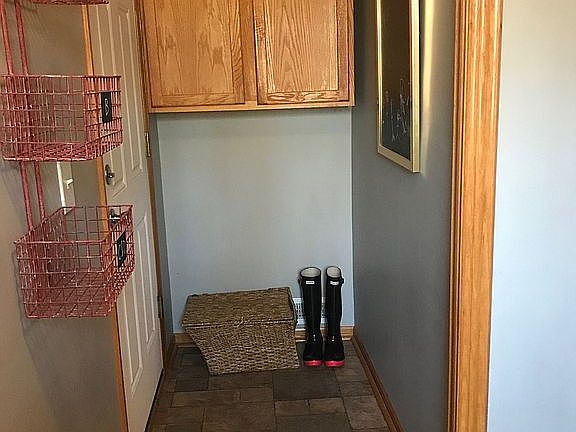 Plenty of starge in mud room