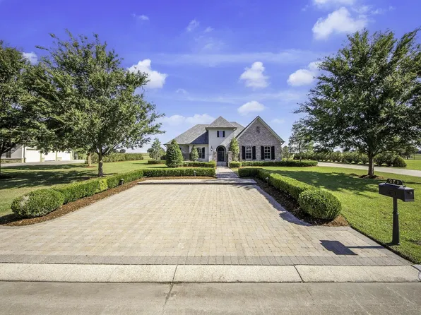 271 La Tour Blvd, Mathews, LA 70375