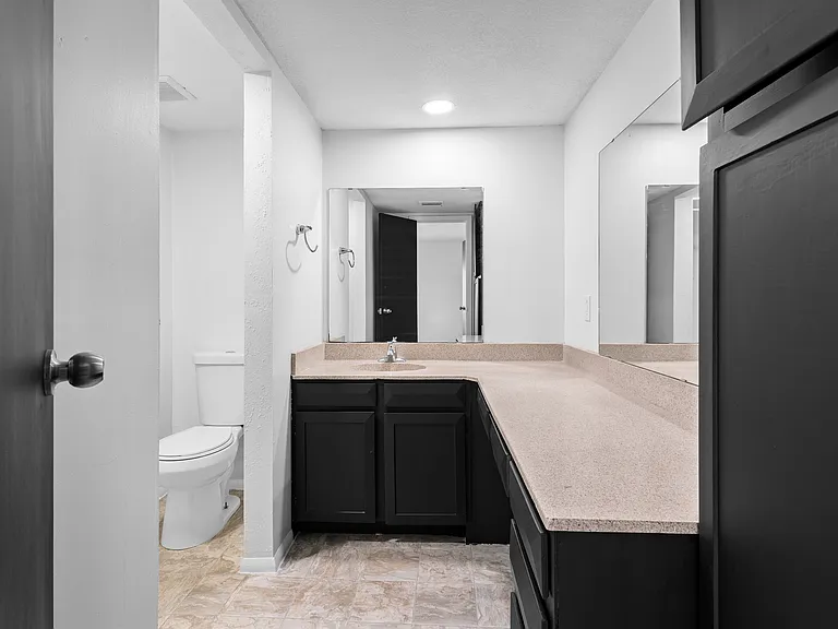 2806 Spring Valley Dr — Photo 19